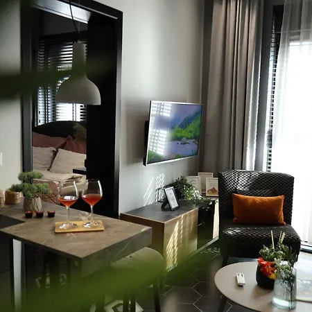 Urban Deluxe Apartament Tirana