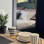 Urban Deluxe *