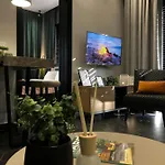 Urban Deluxe