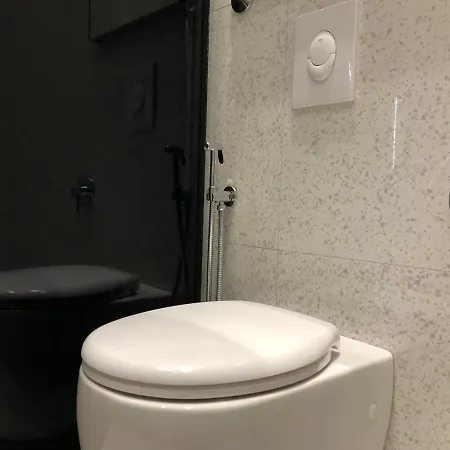 Urban Deluxe Apartment